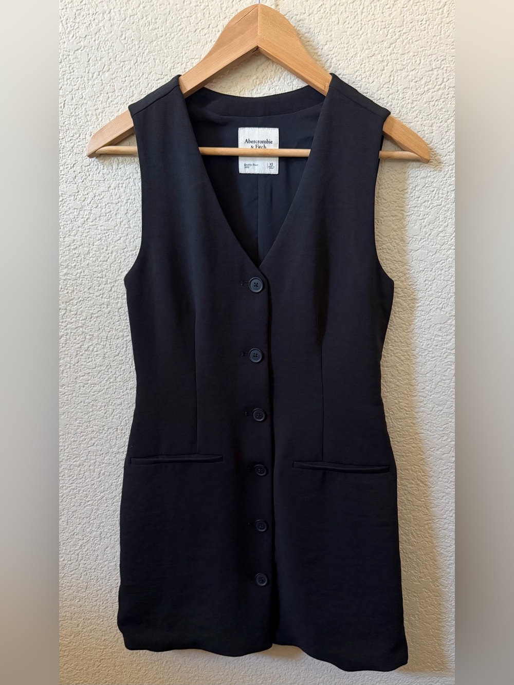 Abercrombie & Fitch Women's XS A&F MARA Vest Lined Mini Dress V-Neck Black